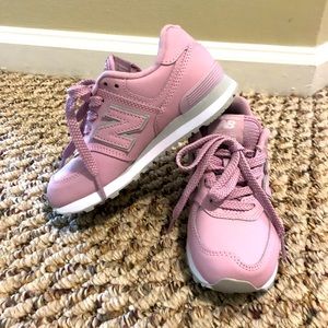 New Balance 11.5 US SIZED pink kids sneakers.  Never been worn.
